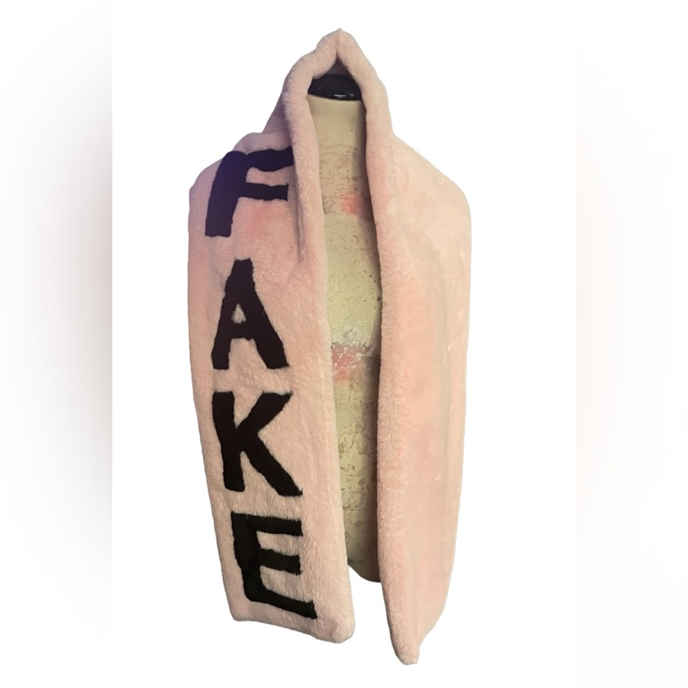 Faux fur FAKE scarf
